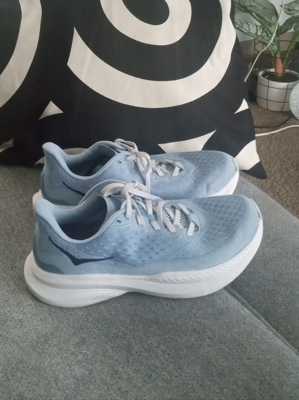 Hoka Women's Light Blue and White Running Sneakers 8.5 - Picture 2 of 10